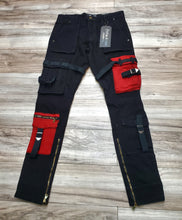 Load image into Gallery viewer, MOTIVE DENIM BLACK STRAPPY JEANS W/ RED POCKET MT93