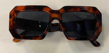 Load image into Gallery viewer, SUNGLASSES JAELYN (80845)