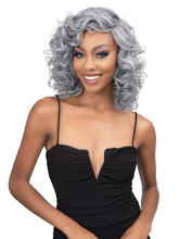 Load image into Gallery viewer, JANET COLLECTION REMY ILLUSION SHORT 3PCS LOOSE