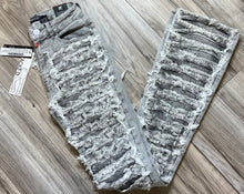 Load image into Gallery viewer, RED FOX WOMEN'S STACKED SUPER FRAYED DENIM PANTS PA4414 (GREY)