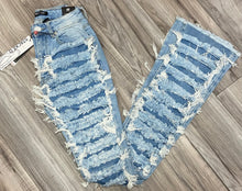 Load image into Gallery viewer, RED FOX WOMEN'S STACKED SUPER FRAYED DENIM PANTS PA4414 (LT BLUE)