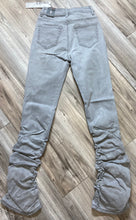 Load image into Gallery viewer, REDFOX WOMEN'S 5 POCKET DENIM STACKED JEANS PA4462 (LT.GREY)
