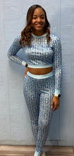 Load image into Gallery viewer, WOMEN'S VINTAGE PRINT CROP TOP &amp; PANT SET (BLUE) IN STORES NOW!