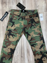 Load image into Gallery viewer, JORDAN CRAIG MARTIN STACKED - TRIBECA TWILL PANTS (VINTAGE CAMO)