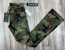 Load image into Gallery viewer, JORDAN CRAIG MARTIN STACKED - TRIBECA TWILL PANTS (VINTAGE CAMO)
