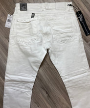 Load image into Gallery viewer, JORDAN CRAIG COLLINS RELAXED FIT JEANS JC990R (WHITE)