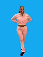 Load image into Gallery viewer, REDFOX "TRUST YOUR SOUL" FLEECE CROP JACKET W/ STACKED PANTS (LT. PINK)