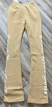 Load image into Gallery viewer, REDFOX "TRUST YOUR SOUL" FLEECE CROP JACKET W/ STACKED PANTS (KHAKI)