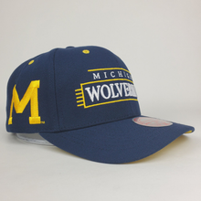Load image into Gallery viewer, MITCHELL AND NESS MICHIGAN WOLVERINES NCAA PRO FIT SNAPBACK