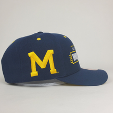 Load image into Gallery viewer, MITCHELL AND NESS MICHIGAN WOLVERINES NCAA PRO FIT SNAPBACK