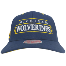 Load image into Gallery viewer, MITCHELL AND NESS MICHIGAN WOLVERINES NCAA PRO FIT SNAPBACK