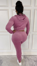 Load image into Gallery viewer, ACCESS LADIES 2PC ACTIVEWEAR VELVET JOGGER OUTFIT SET (MAUVE)