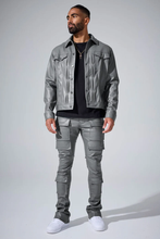 Load image into Gallery viewer, JORDAN CRAIG STACKED "SYIP THRILLER" CARGO PANTS (CHARCOAL)