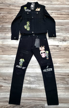 Load image into Gallery viewer, MOTIVE DENIM "MIND OF A HUSTLER" JEANS (BLACK)