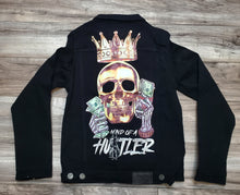 Load image into Gallery viewer, MOTIVE DENIM "MIND OF A HUSTLER" DENIM JACKET (BLACK)