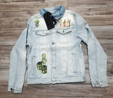 Load image into Gallery viewer, MOTIVE DENIM "MIND OF A HUSTLER" JACKET (LIGHT BLUE)