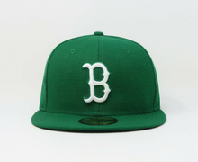 Load image into Gallery viewer, Boston Red Sox New Era Authentic Collection 59FIFTY Fitted Hat - Kelly Green