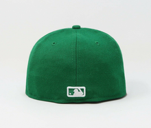 Load image into Gallery viewer, Boston Red Sox New Era Authentic Collection 59FIFTY Fitted Hat - Kelly Green