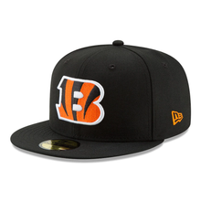 Load image into Gallery viewer, Cincinnati Bengals New Era Omaha 59FIFTY Fitted Hat - Black