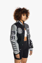 Load image into Gallery viewer, SMOKE RISE EMBROIDERY FASHION MELTON VARSITY JACKET (GREY)